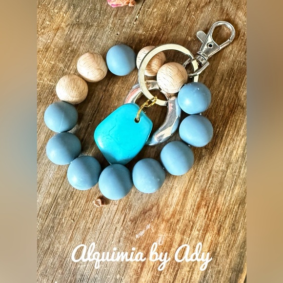 Turquoise lapis hamsa hand key/card holder - Picture 1 of 5
